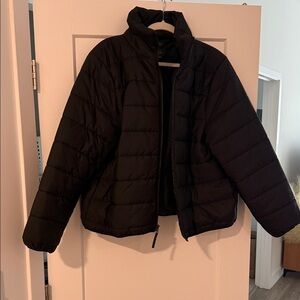 Lightweight puffer jacket